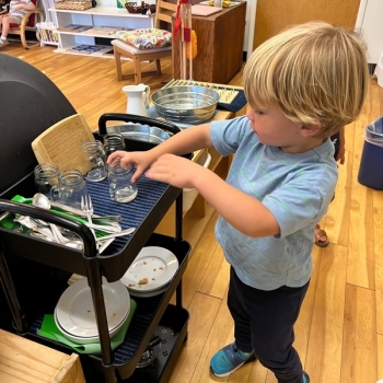 Montessori primary child working at Lifetime Montessori School in San Diego