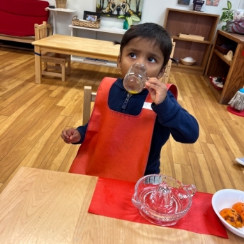 Montessori primary child working at Lifetime Montessori School in San Diego